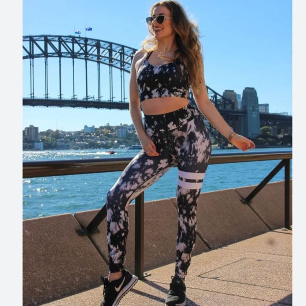 Stronger Power Leggings and Bra Set small Black and White Tie Dye Workout EUC